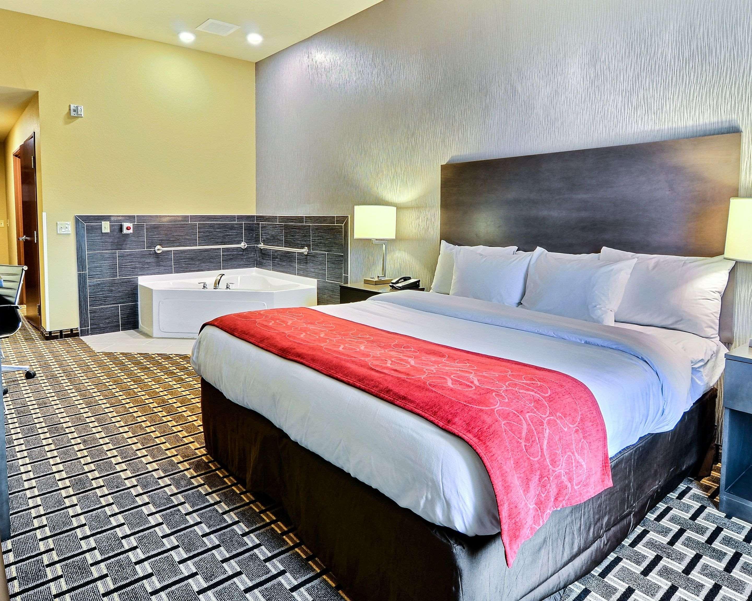 Comfort Suites Юнионтаун Экстерьер фото