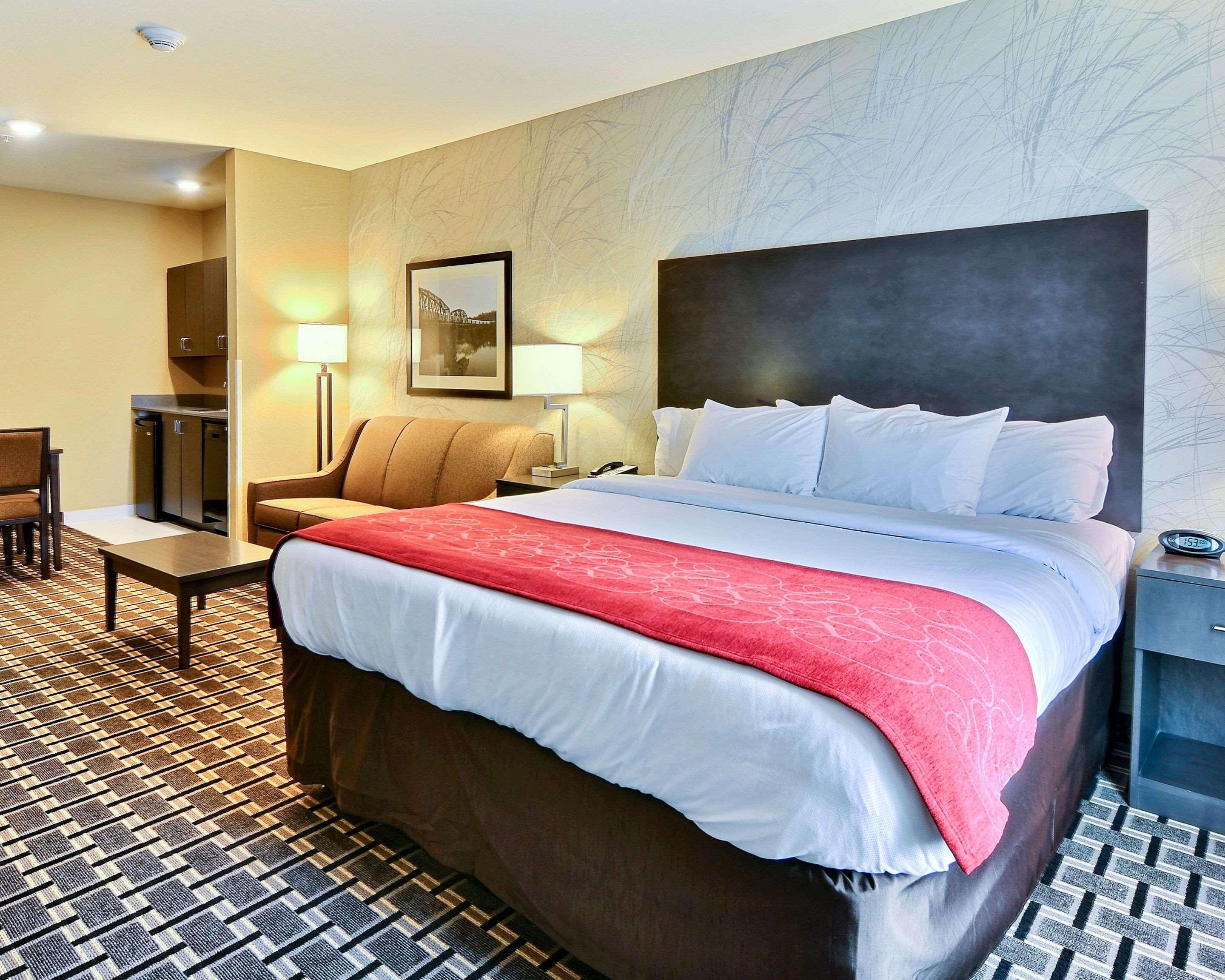 Comfort Suites Юнионтаун Экстерьер фото